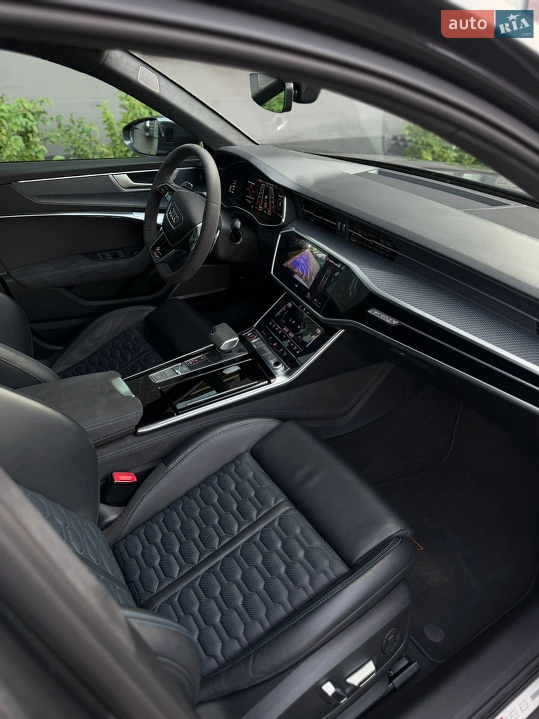 Audi RS6 2023 VIN WUAZZZF29RN903826 фото оголошення 23 з 30
