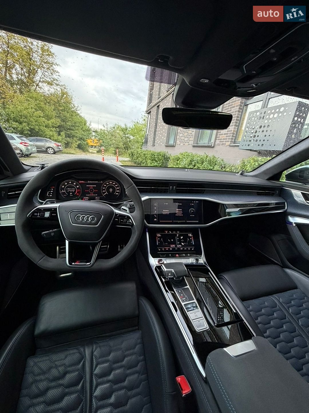 Audi RS6 2023 VIN WUAZZZF29RN903826 фото оголошення 24 з 30