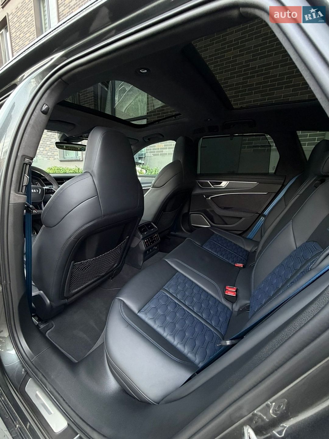 Audi RS6 2023 VIN WUAZZZF29RN903826 фото оголошення 28 з 30