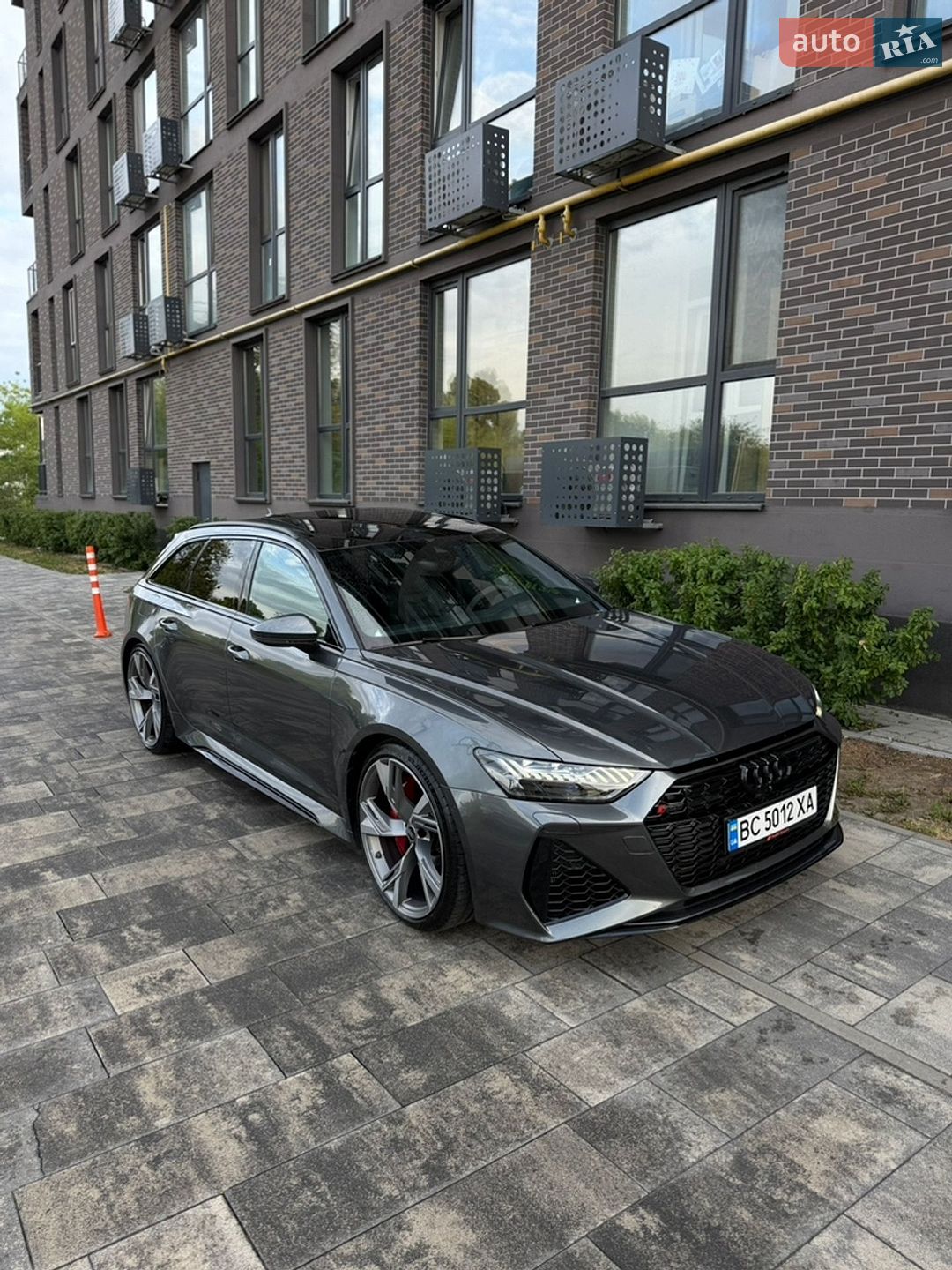 Audi RS6 2023 VIN WUAZZZF29RN903826 фото оголошення 9 з 30