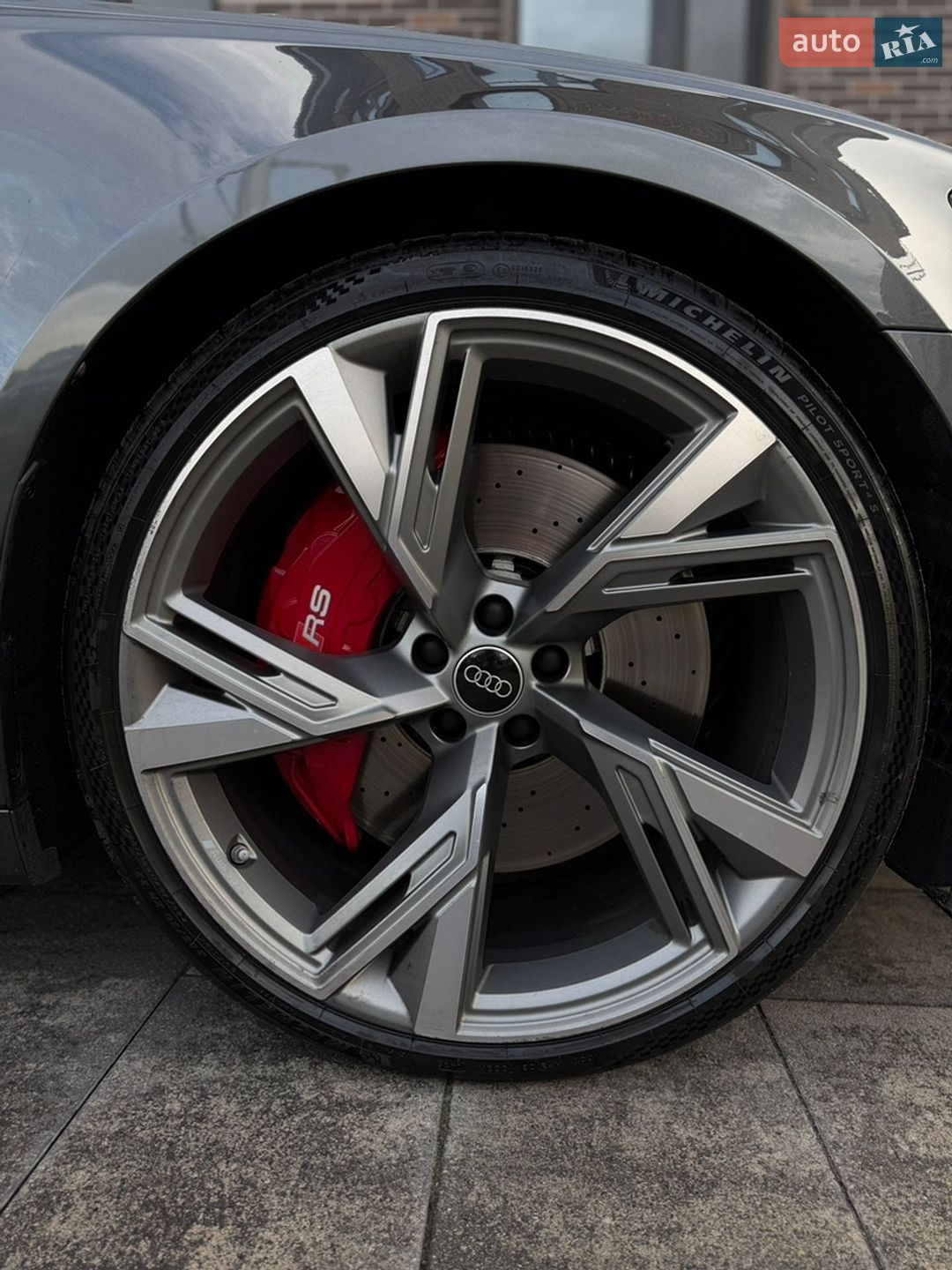 Audi RS6 2023 VIN WUAZZZF29RN903826 фото оголошення 17 з 30