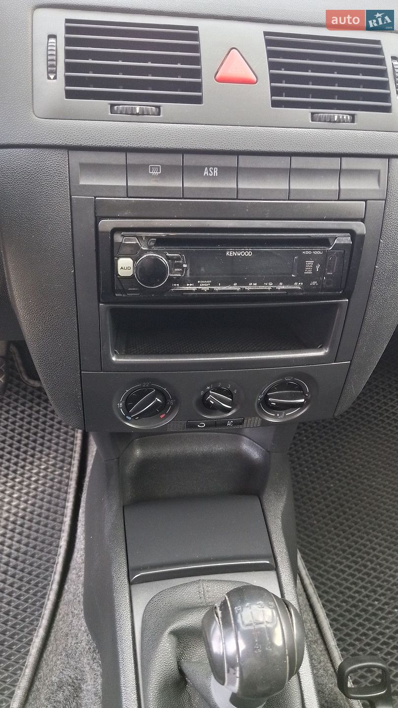 Skoda Fabia 2007 VIN TMBHX26Y274205829 фото оголошення 9 з 36