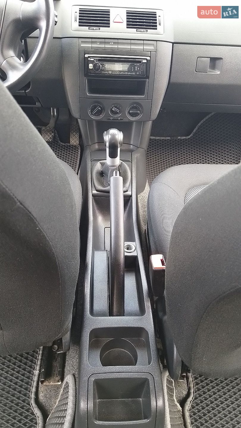 Skoda Fabia 2007 VIN TMBHX26Y274205829 фото оголошення 20 з 36
