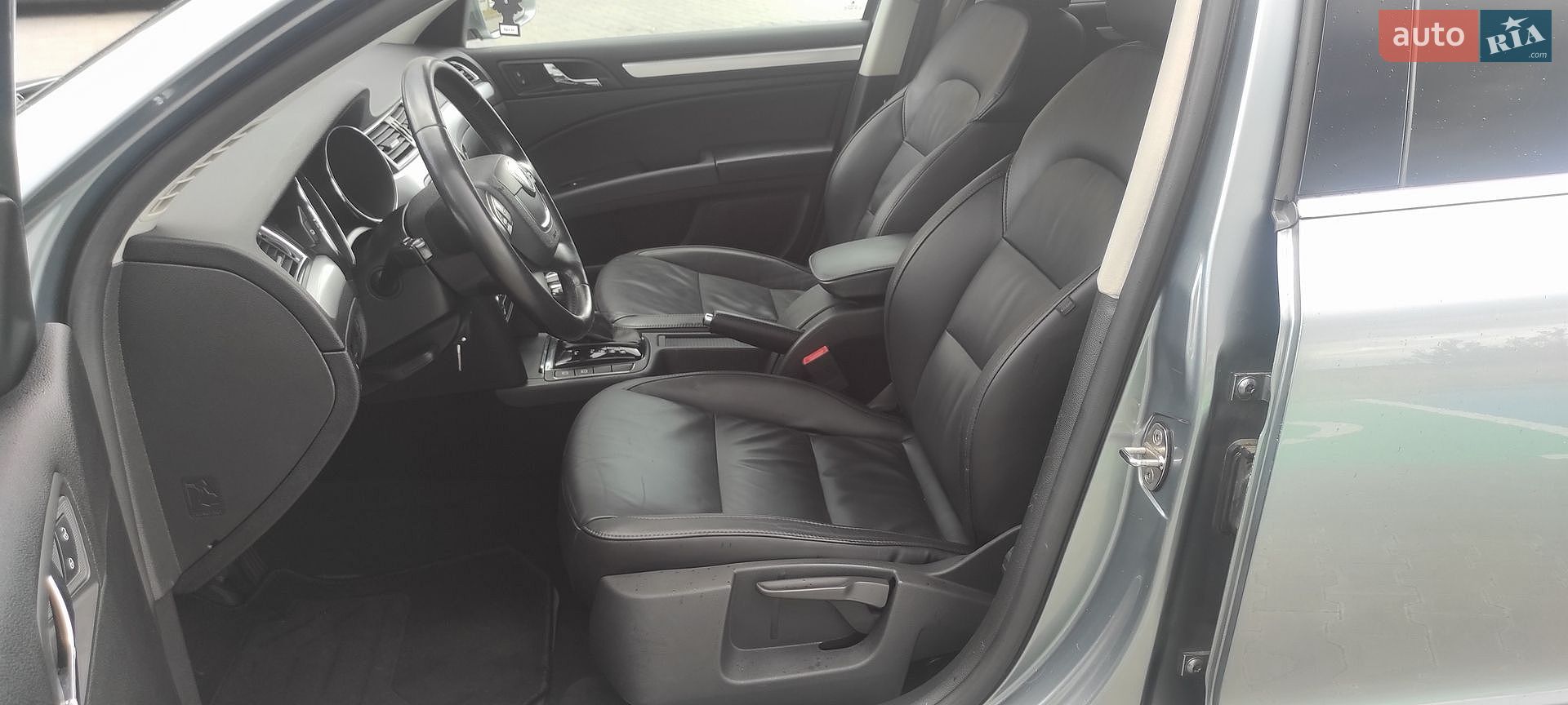 Skoda Superb 2010 VIN TMBJB73T0A9042954 фото оголошення 25 з 45
