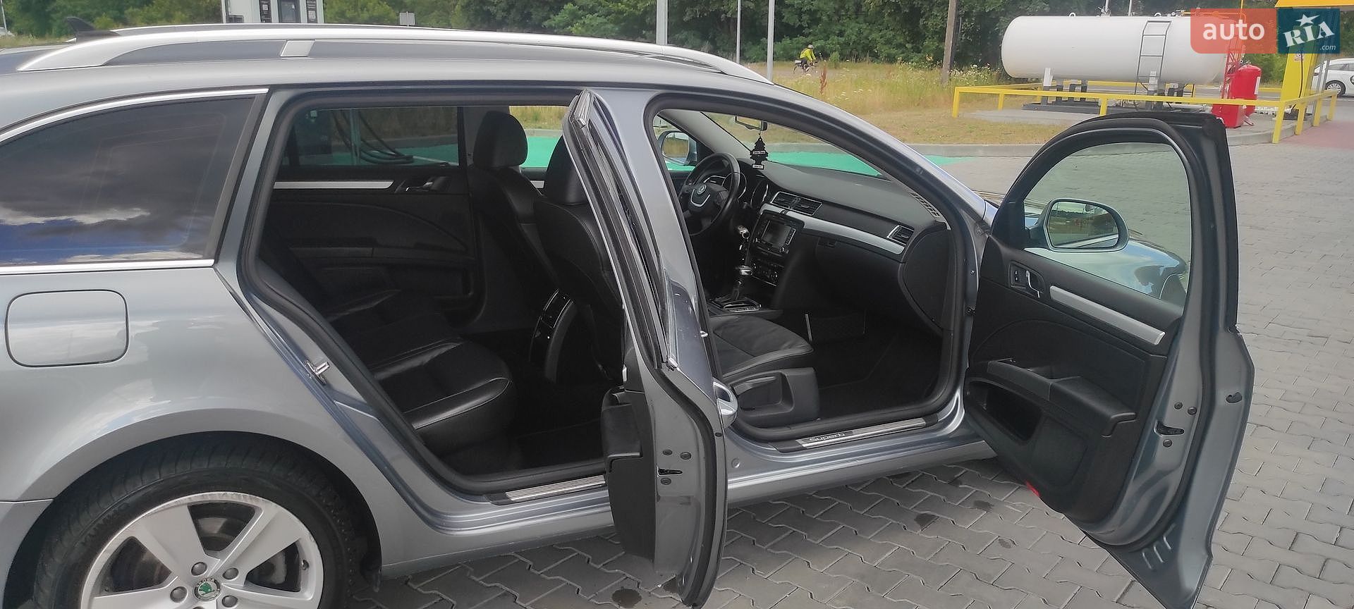 Skoda Superb 2010 VIN TMBJB73T0A9042954 фото оголошення 23 з 45