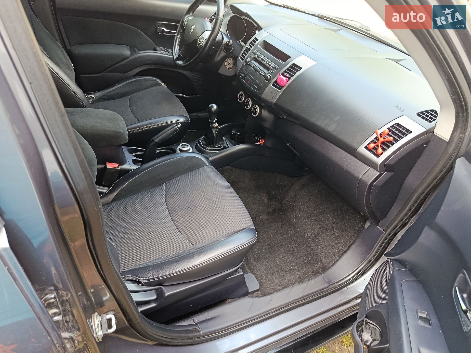 Peugeot 4007 2008 VIN VF3VU4HNH8U911333 фото оголошення 13 з 23