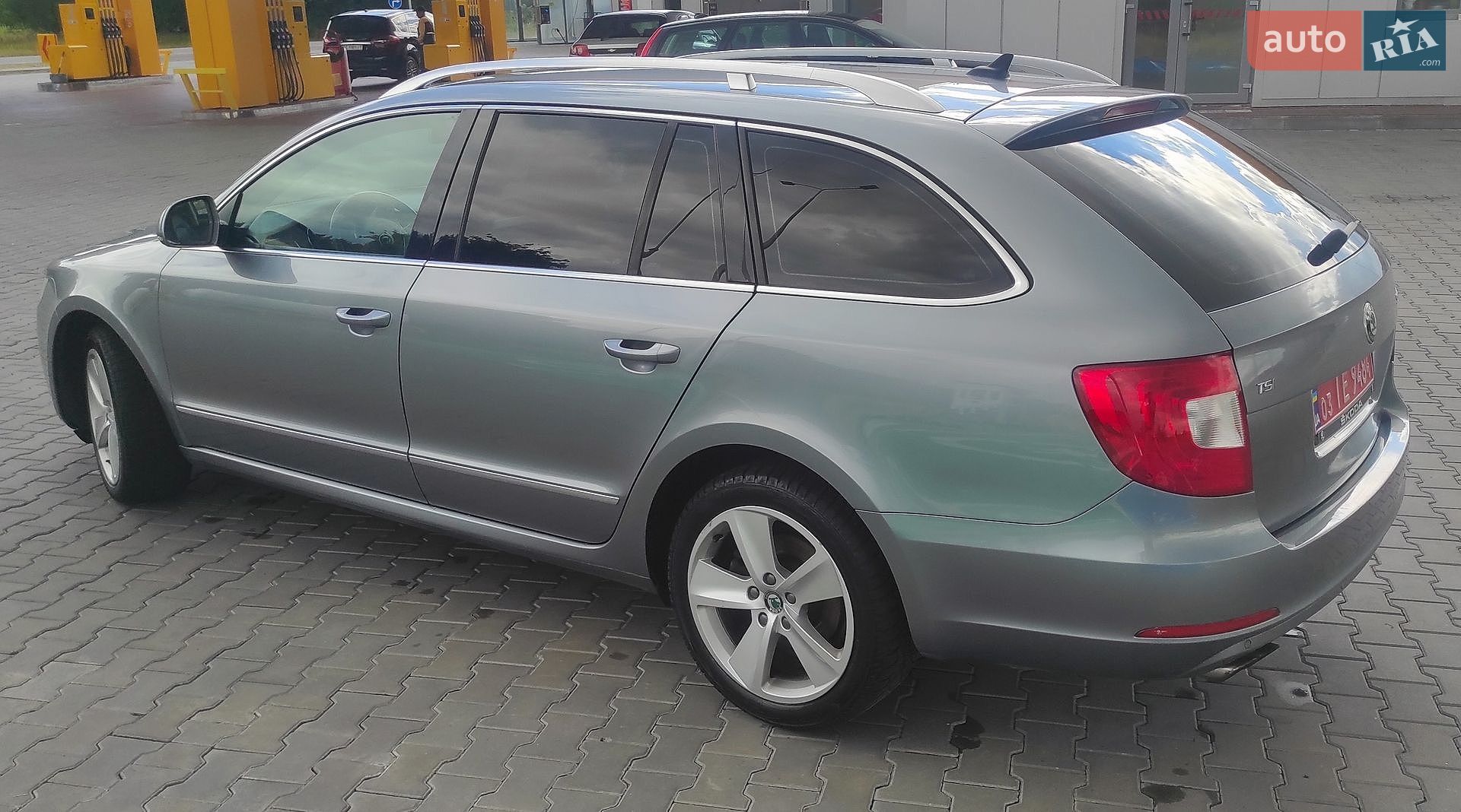 Skoda Superb 2010 VIN TMBJB73T0A9042954 фото оголошення 11 з 45