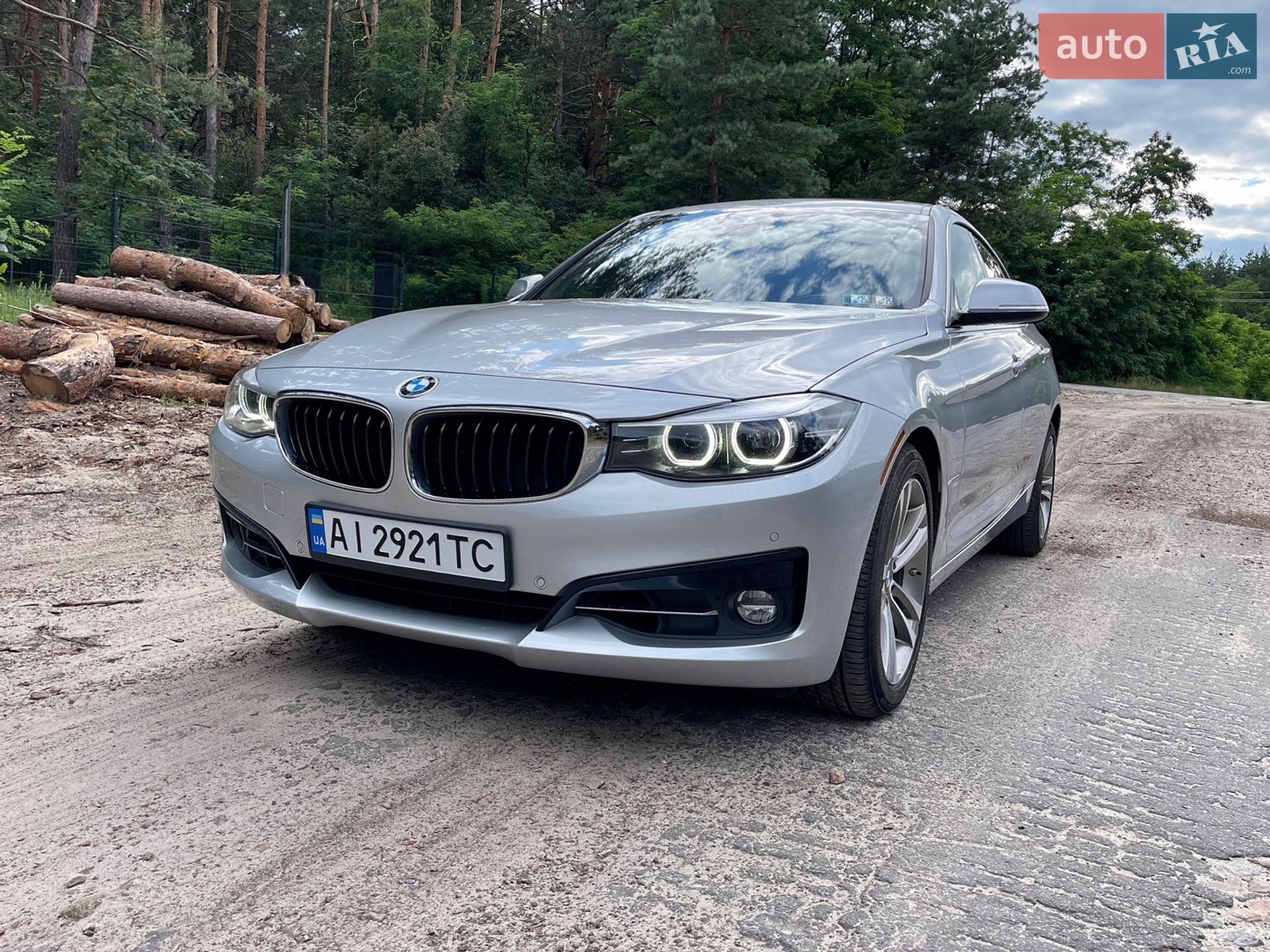 BMW 3 Series GT 2017 VIN WBA8Z9C52JG828741 фото оголошення 3 з 57
