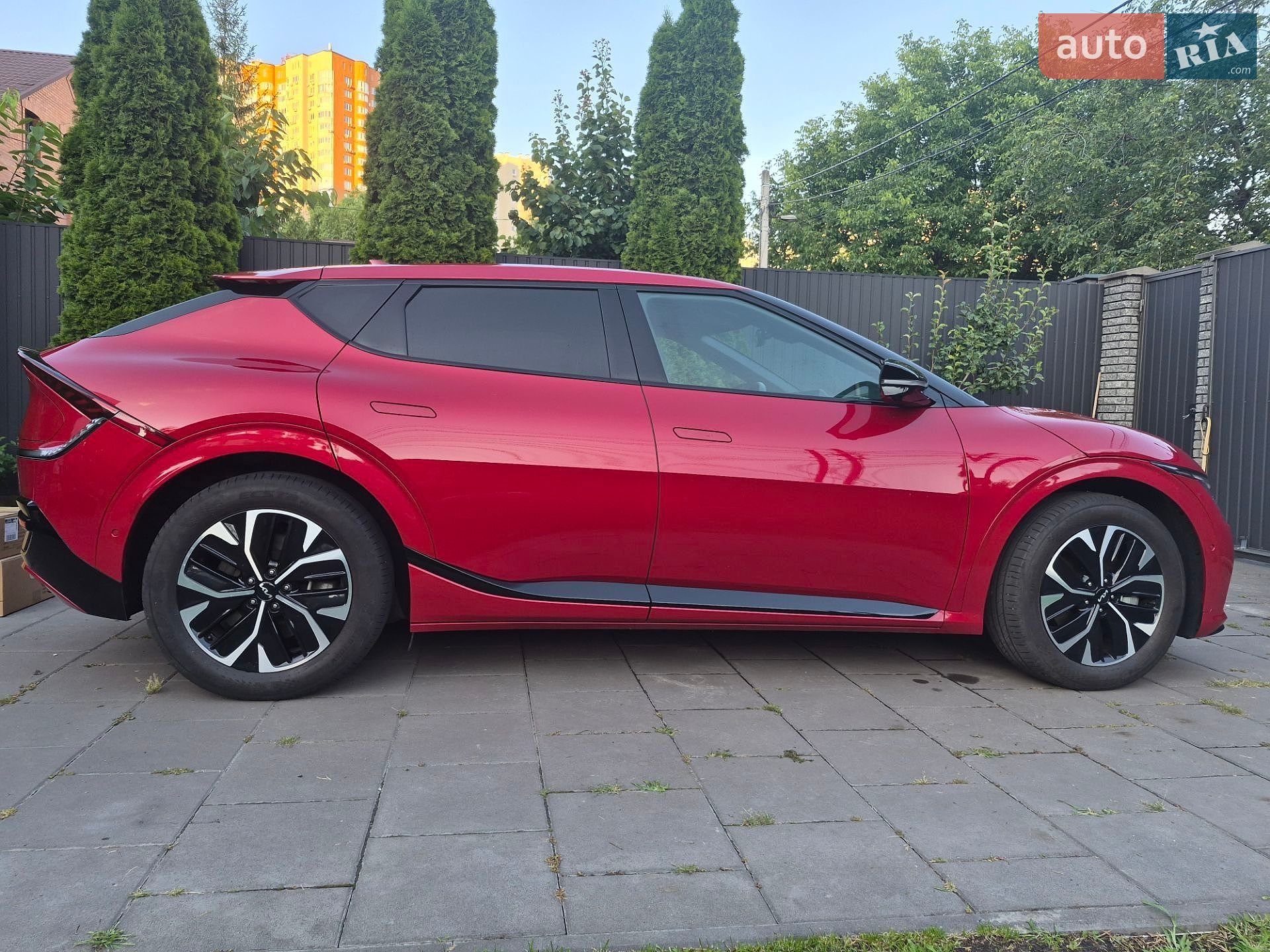 Kia EV6 2023 VIN KNAC581AFPA103197 фото оголошення 4 з 47