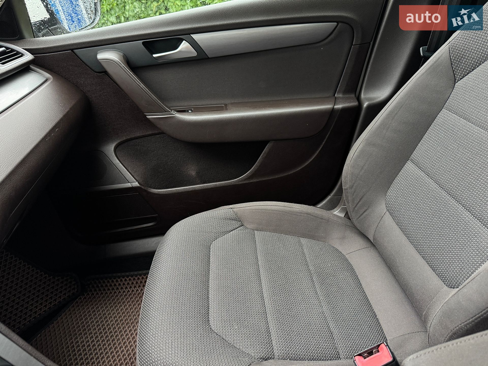 Volkswagen Passat 2011 VIN WVWZZZ3CZCE065580 фото оголошення 19 з 36