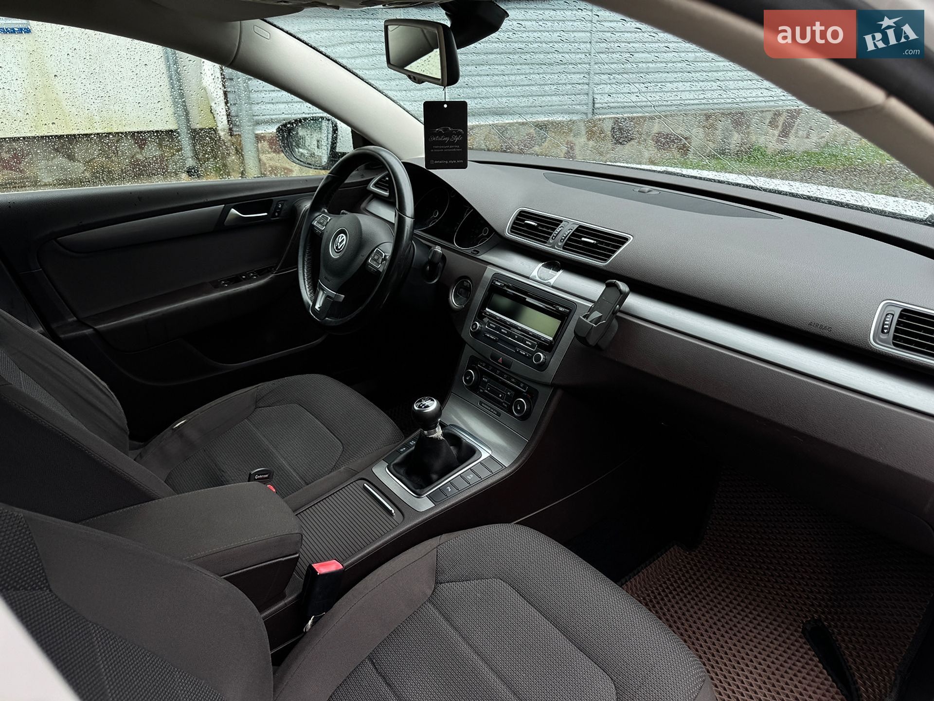Volkswagen Passat 2011 VIN WVWZZZ3CZCE065580 фото оголошення 27 з 36