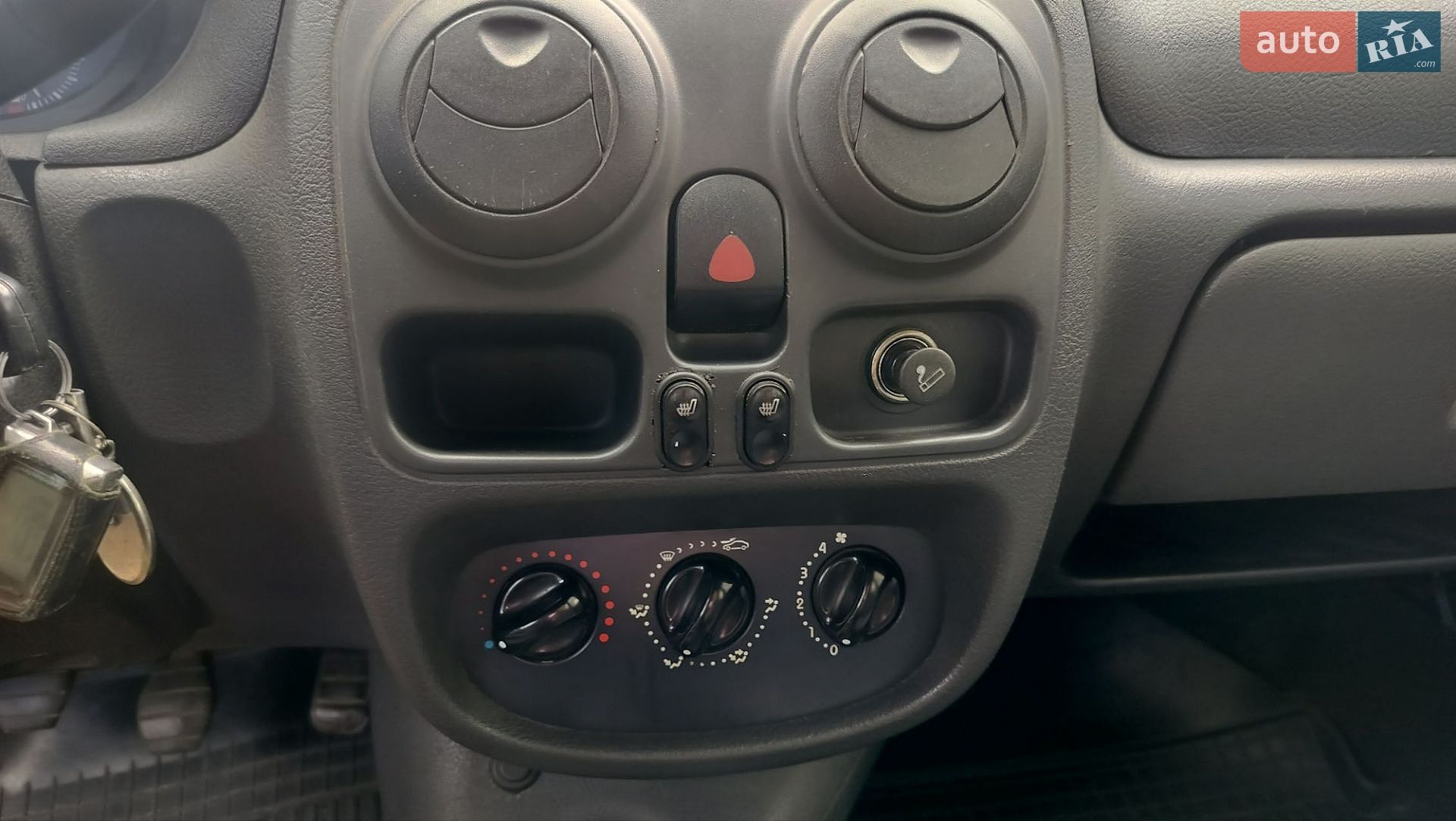 Dacia Solenza 2004 VIN UU1R5A71543430362 фото оголошення 18 з 23