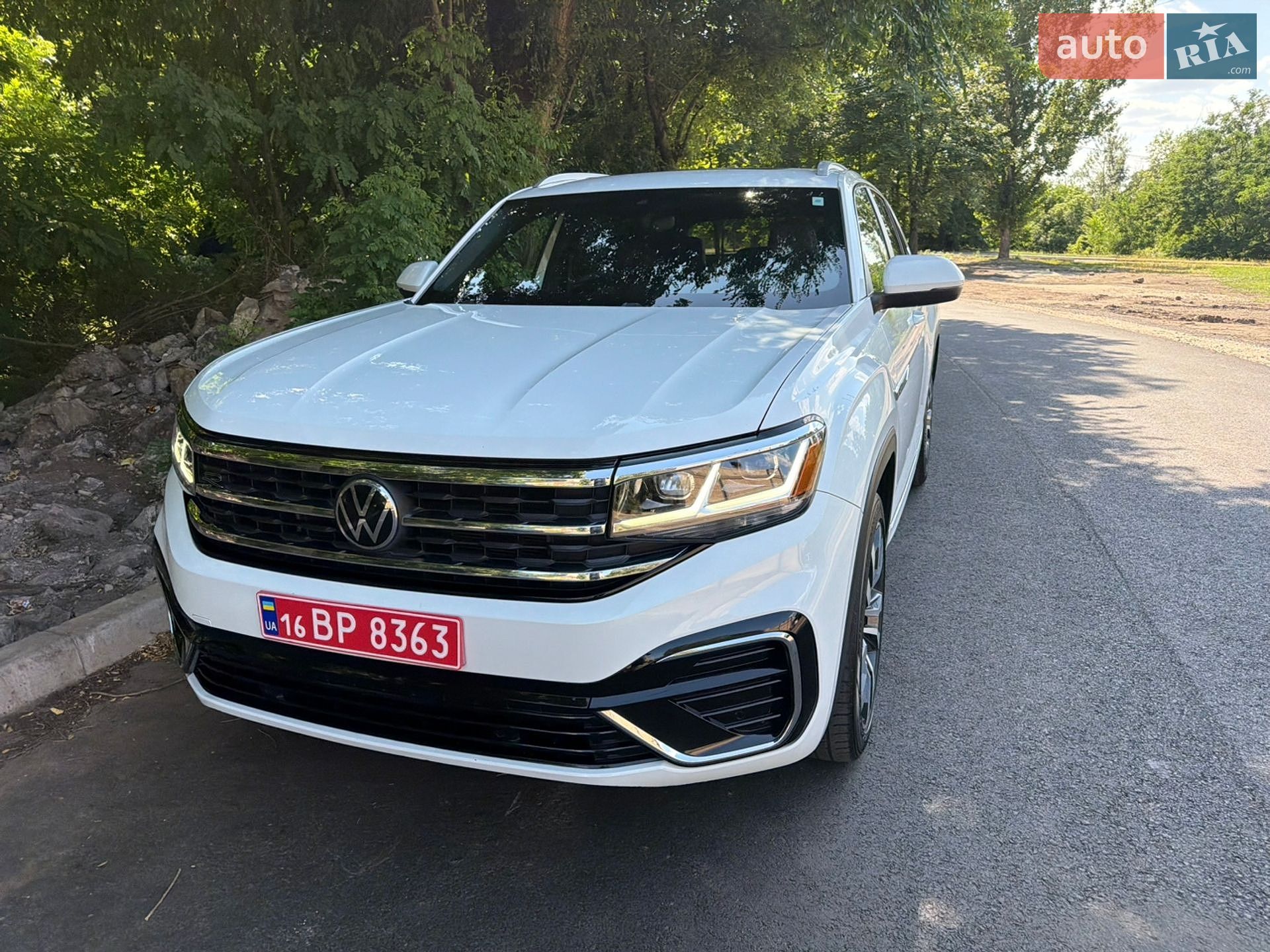 Volkswagen Atlas 2020 VIN 1V2RE2CAXLC208977 фото оголошення 3 з 31