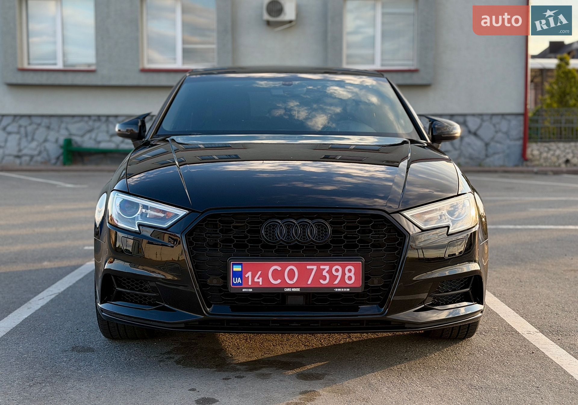 Audi A3 2017 VIN WAUAUGFF0H1079847 фото оголошення 9 з 75