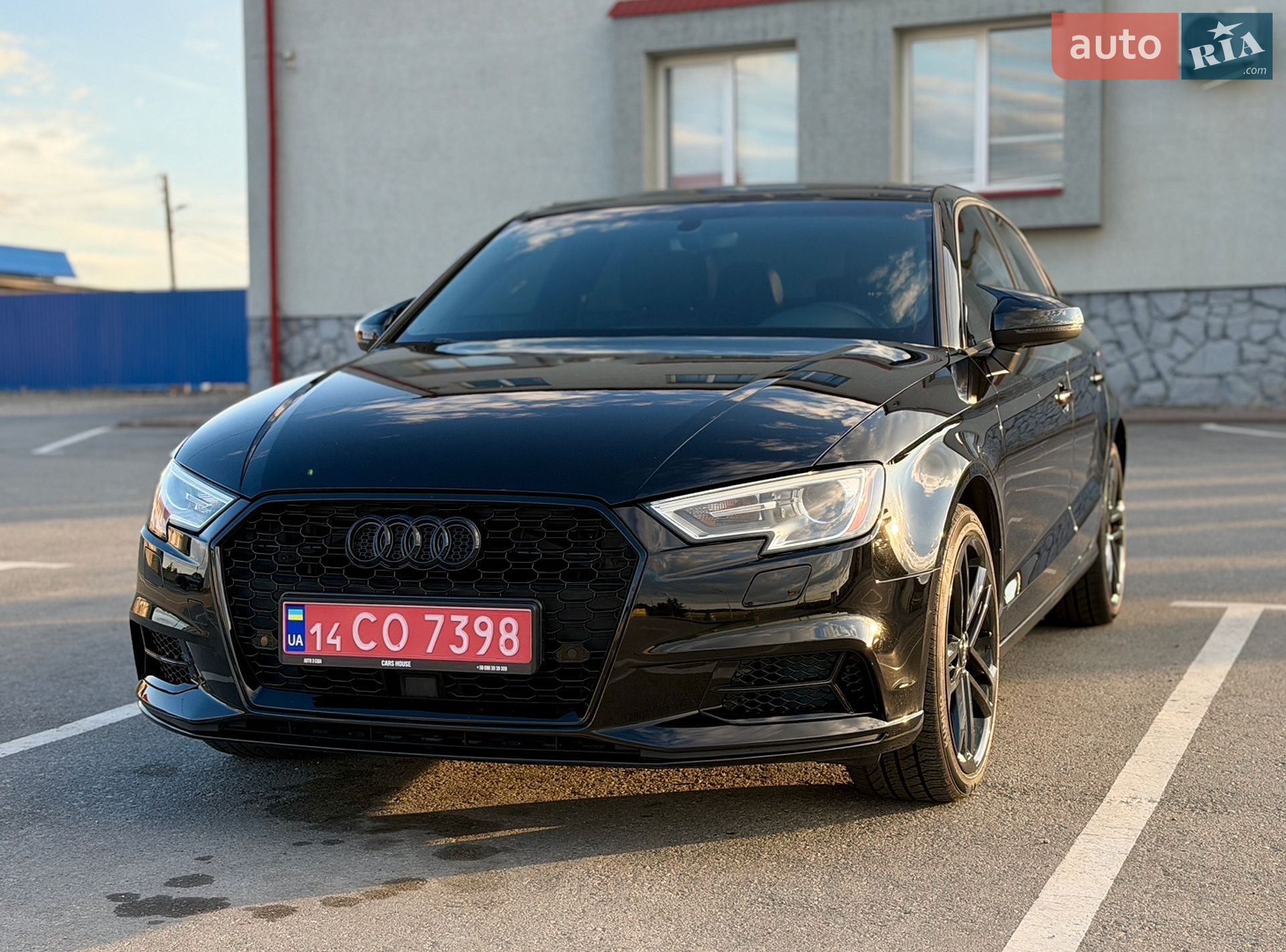 Audi A3 2017 VIN WAUAUGFF0H1079847 фото оголошення 14 з 75