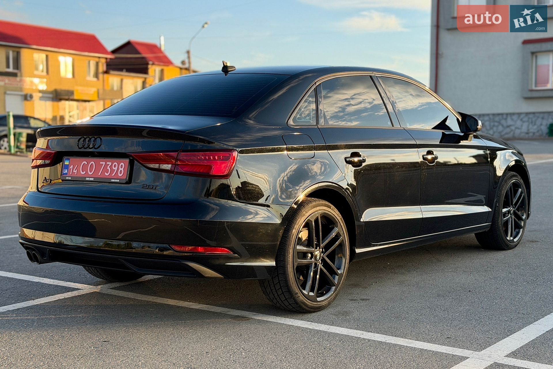 Audi A3 2017 VIN WAUAUGFF0H1079847 фото оголошення 35 з 75