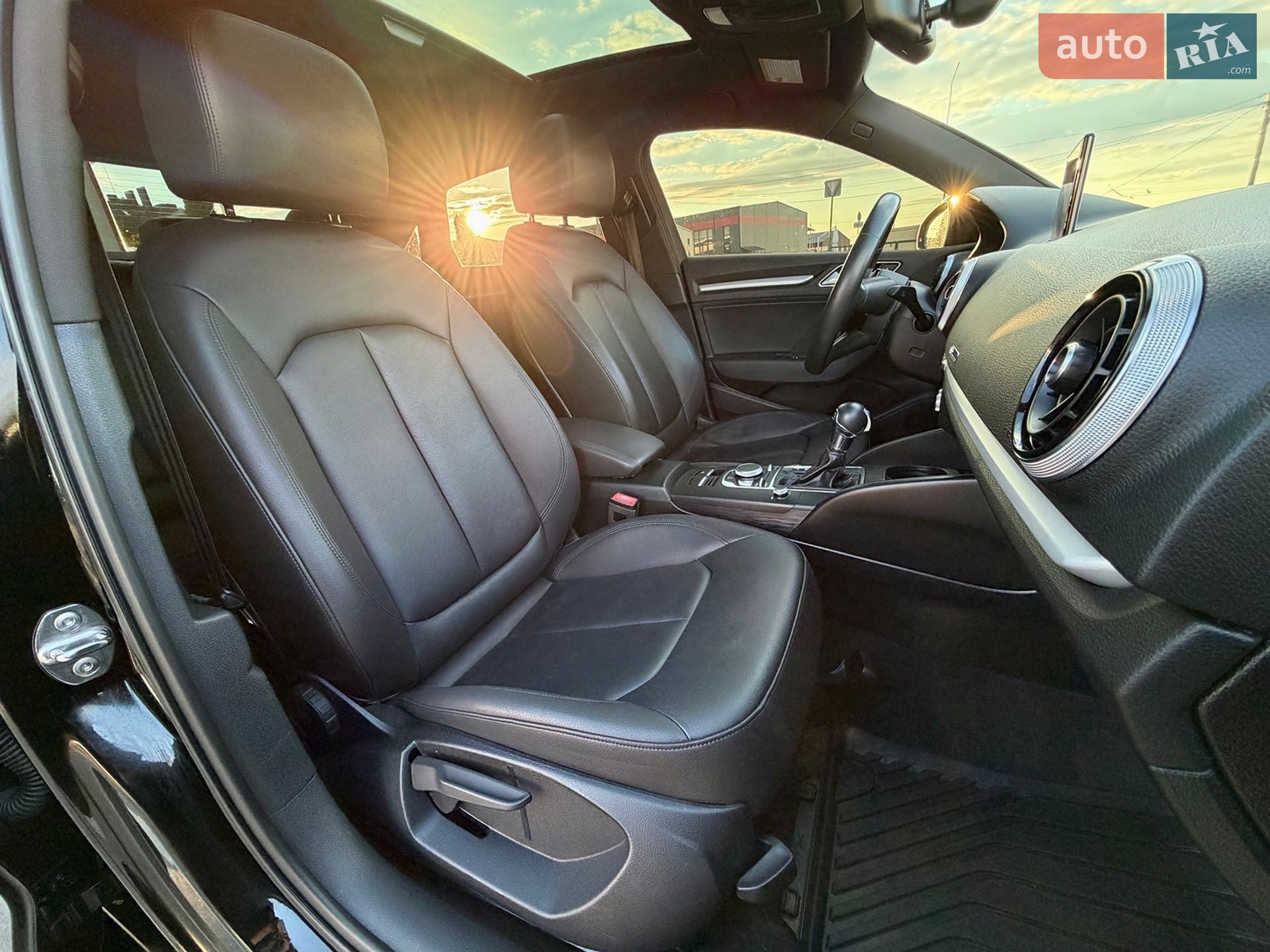 Audi A3 2017 VIN WAUAUGFF0H1079847 фото оголошення 71 з 75