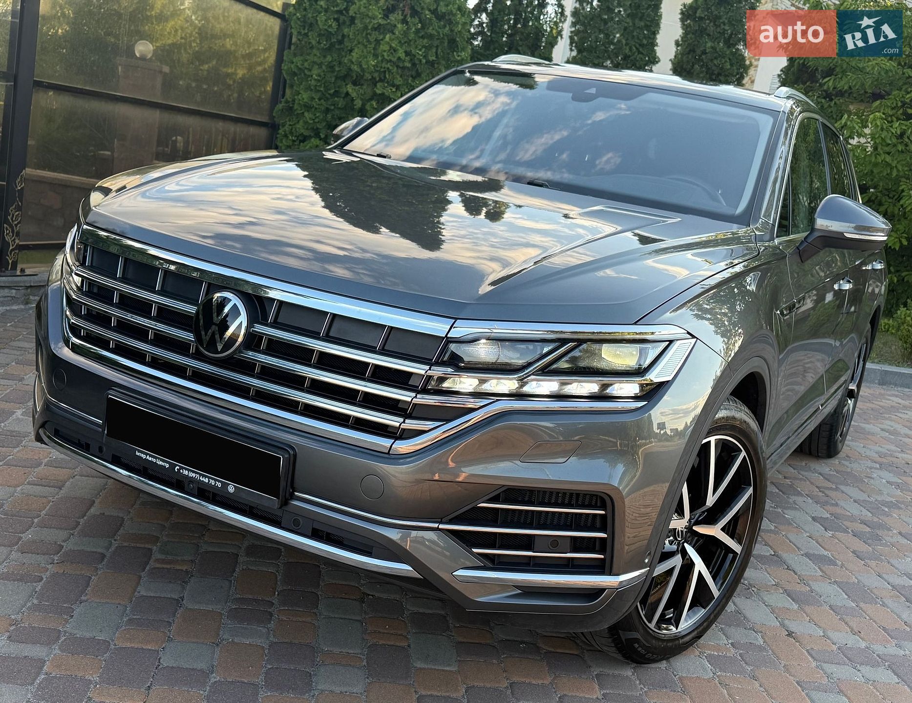 Volkswagen Touareg 2022 VIN WVGZZZCRZND020754 фото оголошення 2 з 49