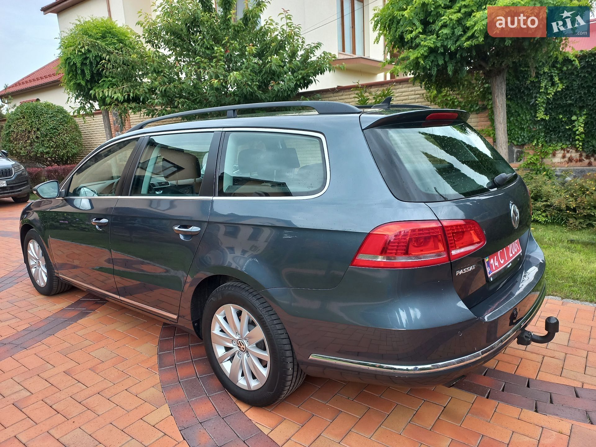 Volkswagen Passat 2012 VIN WVWZZZ3CZCE104904 фото оголошення 10 з 47