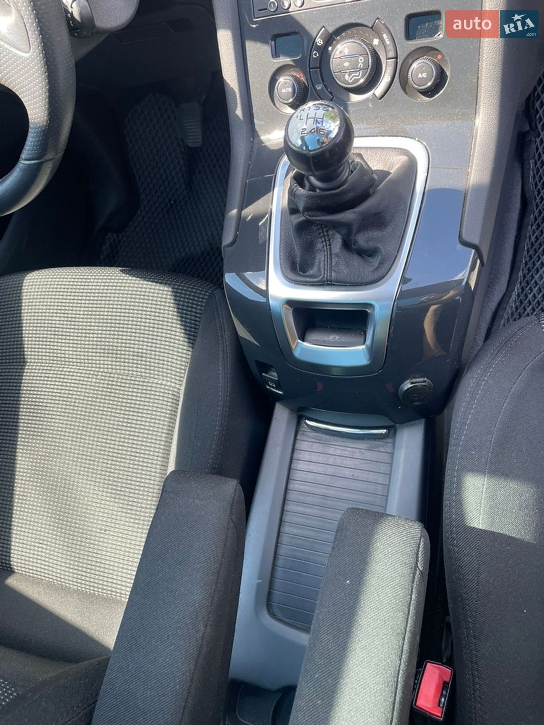 Peugeot 5008 2010 VIN VF30E9HZHAS244578 фото оголошення 19 з 45