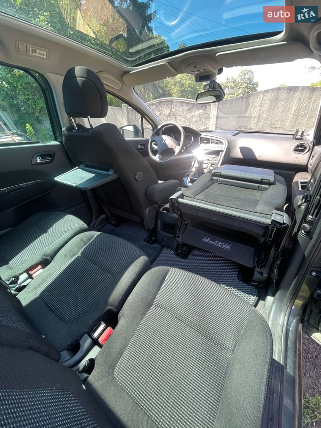 Peugeot 5008 2010 VIN VF30E9HZHAS244578 фото оголошення 25 з 45