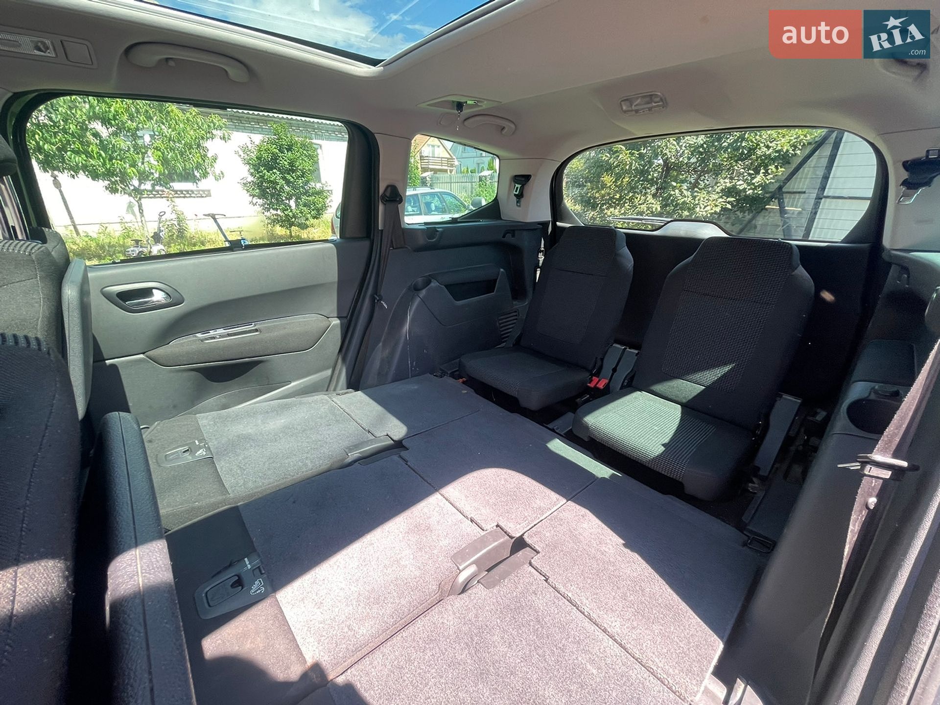 Peugeot 5008 2010 VIN VF30E9HZHAS244578 фото оголошення 35 з 45