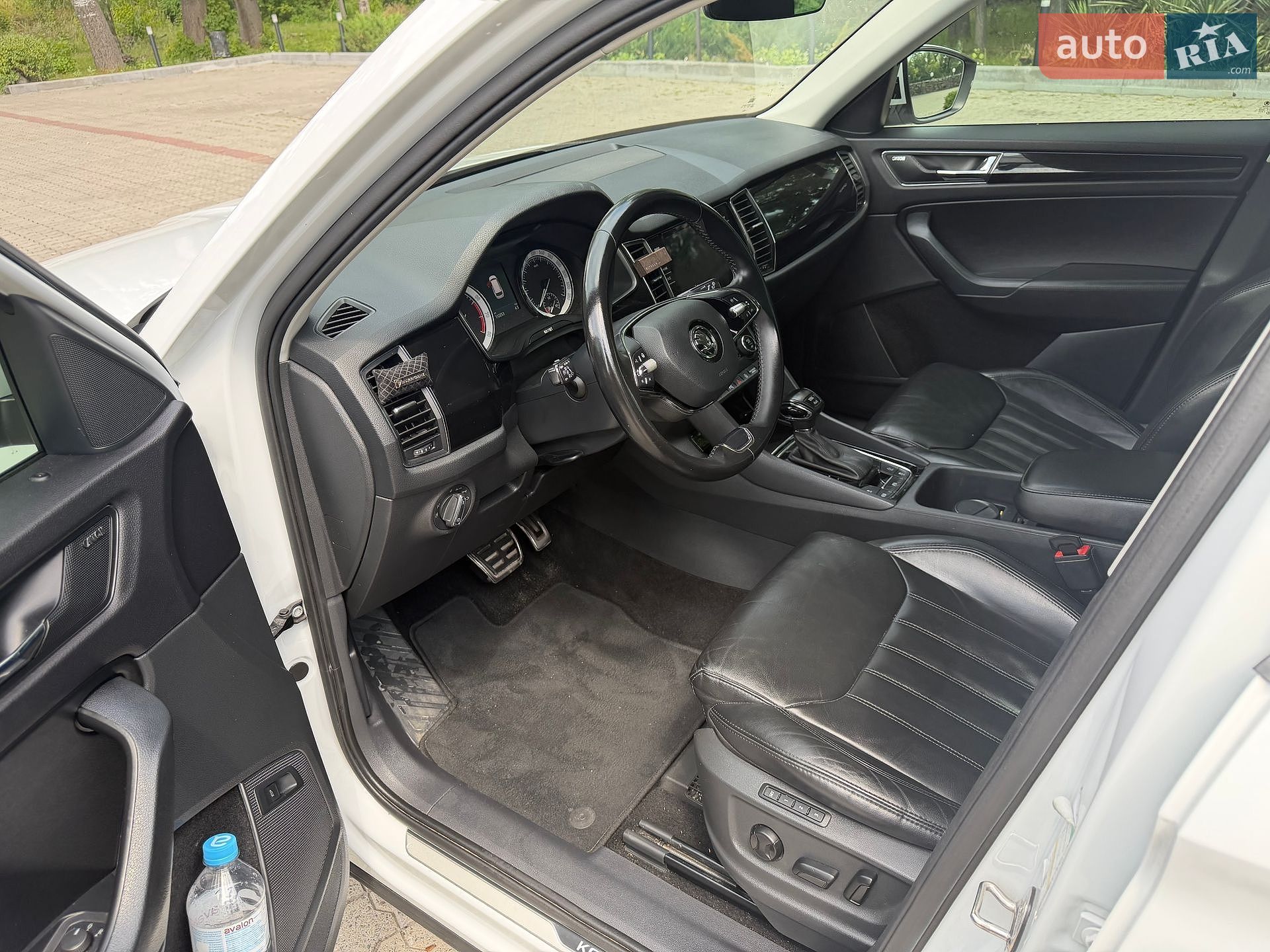 Skoda Kodiaq 2021 VIN TMBLD6NSXMB401449 фото оголошення 8 з 48