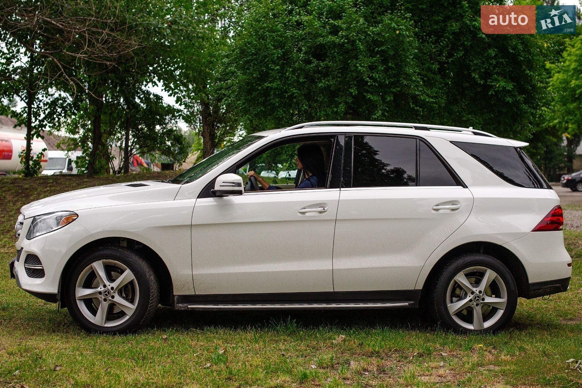 MERCEDES-BENZ GLE-Class 2017 VIN 4JGDA5HB4HA954219 фото оголошення 15 з 43