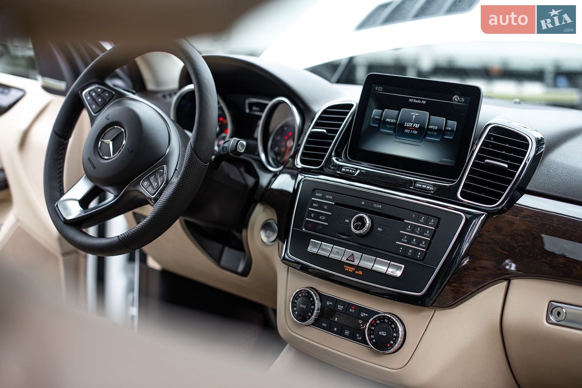 MERCEDES-BENZ GLE-Class 2017 VIN 4JGDA5HB4HA954219 фото оголошення 23 з 43