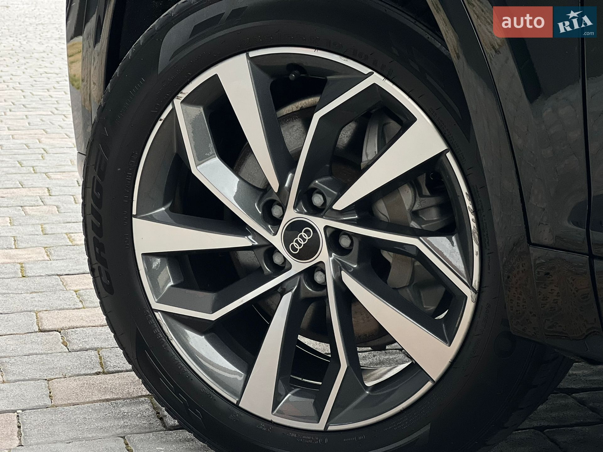 Audi Q5 Sportback 2022 VIN WA14AAFY0N2048170 фото оголошення 28 з 32
