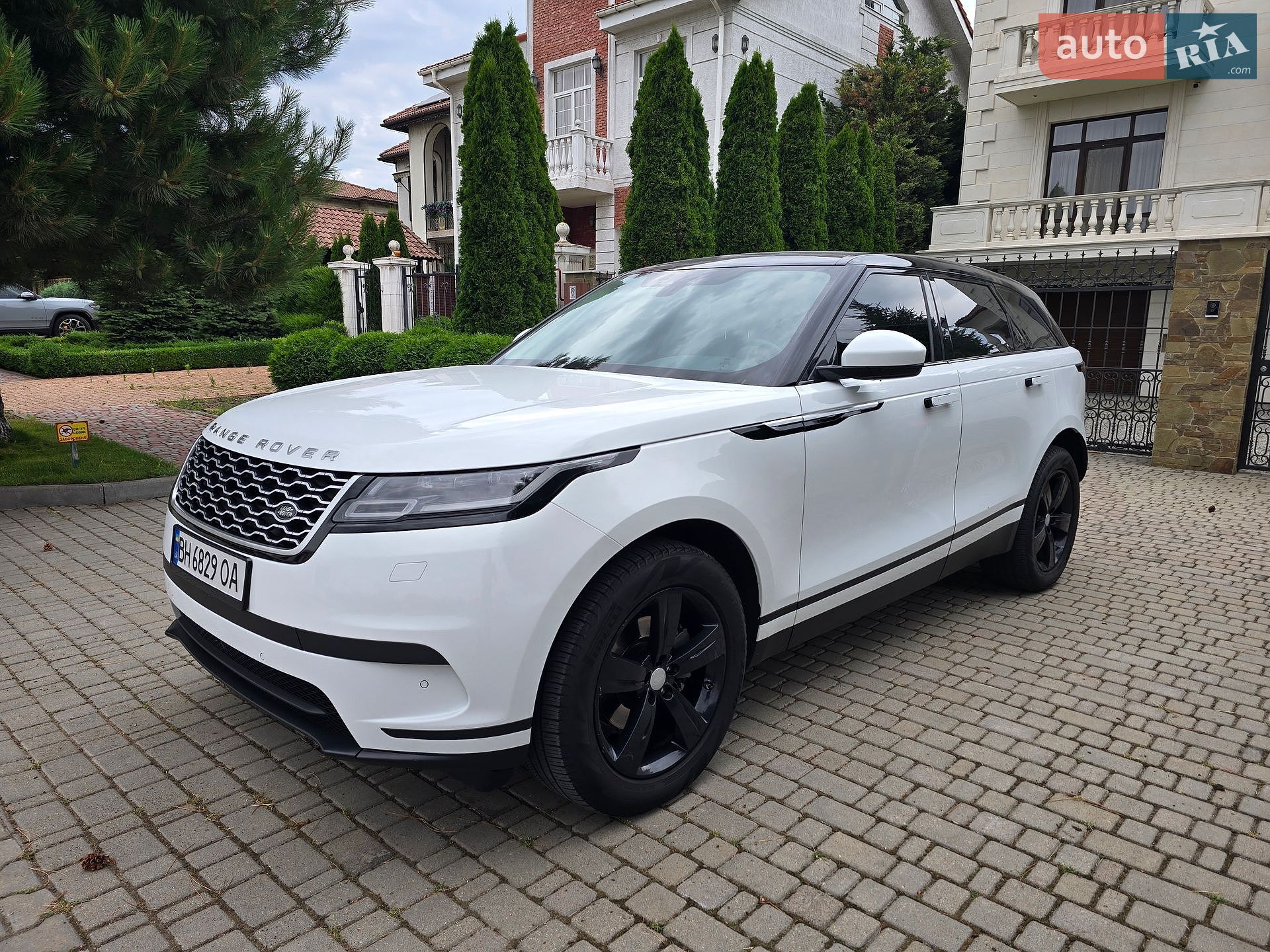 Land Rover Range Rover Velar 2020 VIN SALYA2BN6LA288022 фото оголошення 9 з 35