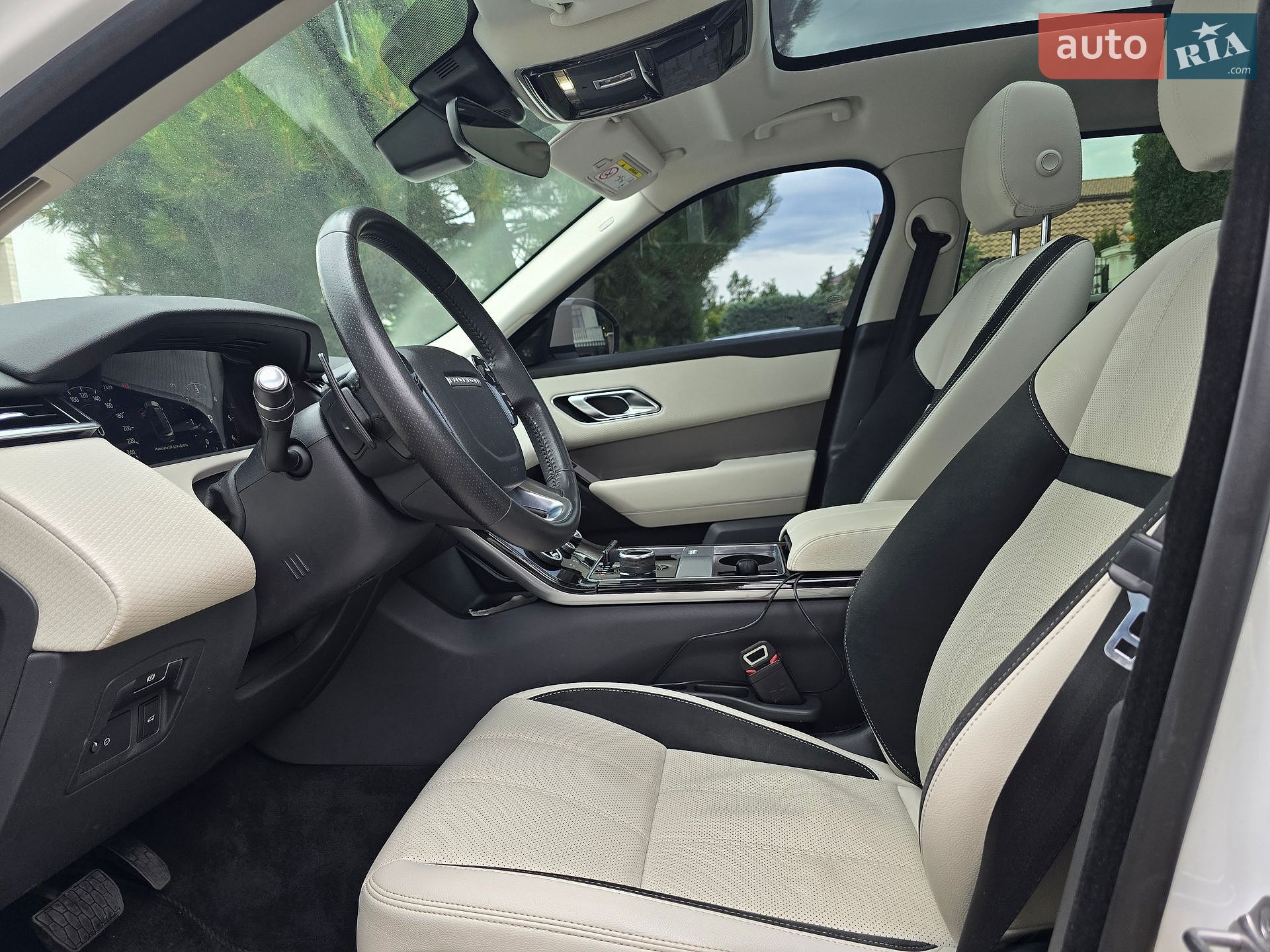 Land Rover Range Rover Velar 2020 VIN SALYA2BN6LA288022 фото оголошення 13 з 35
