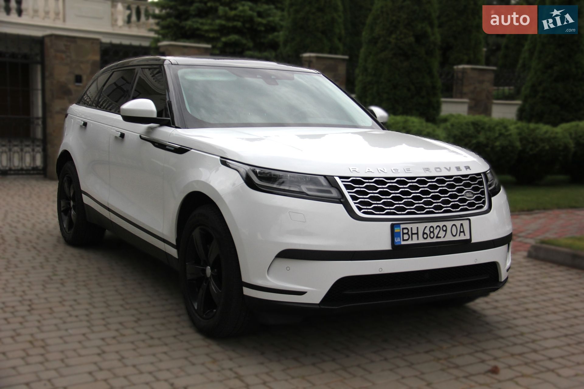 Land Rover Range Rover Velar 2020 VIN SALYA2BN6LA288022 фото оголошення 16 з 35