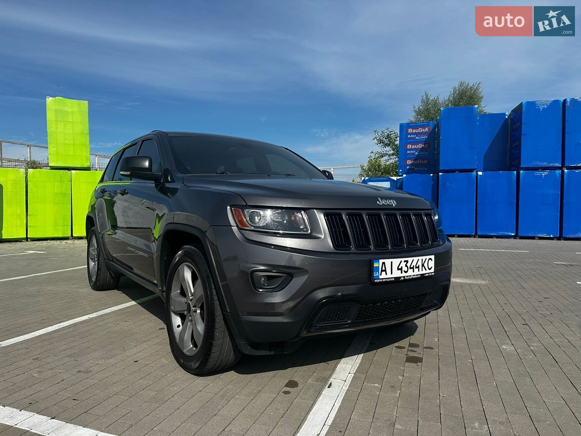 Jeep Grand Cherokee 2015 VIN 1C4RJEBG1FC951861 фото оголошення 3 з 38