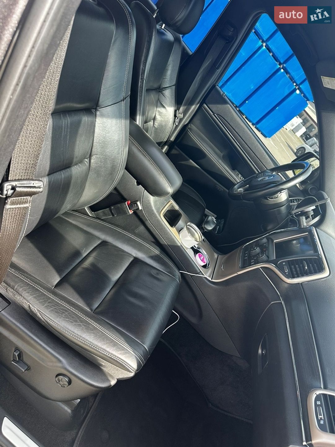 Jeep Grand Cherokee 2015 VIN 1C4RJEBG1FC951861 фото оголошення 13 з 38