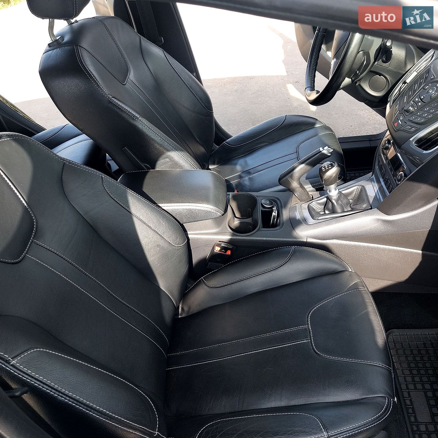 Ford Focus 2013 VIN WF0LXXGCBLDJ64548 фото оголошення 4 з 16