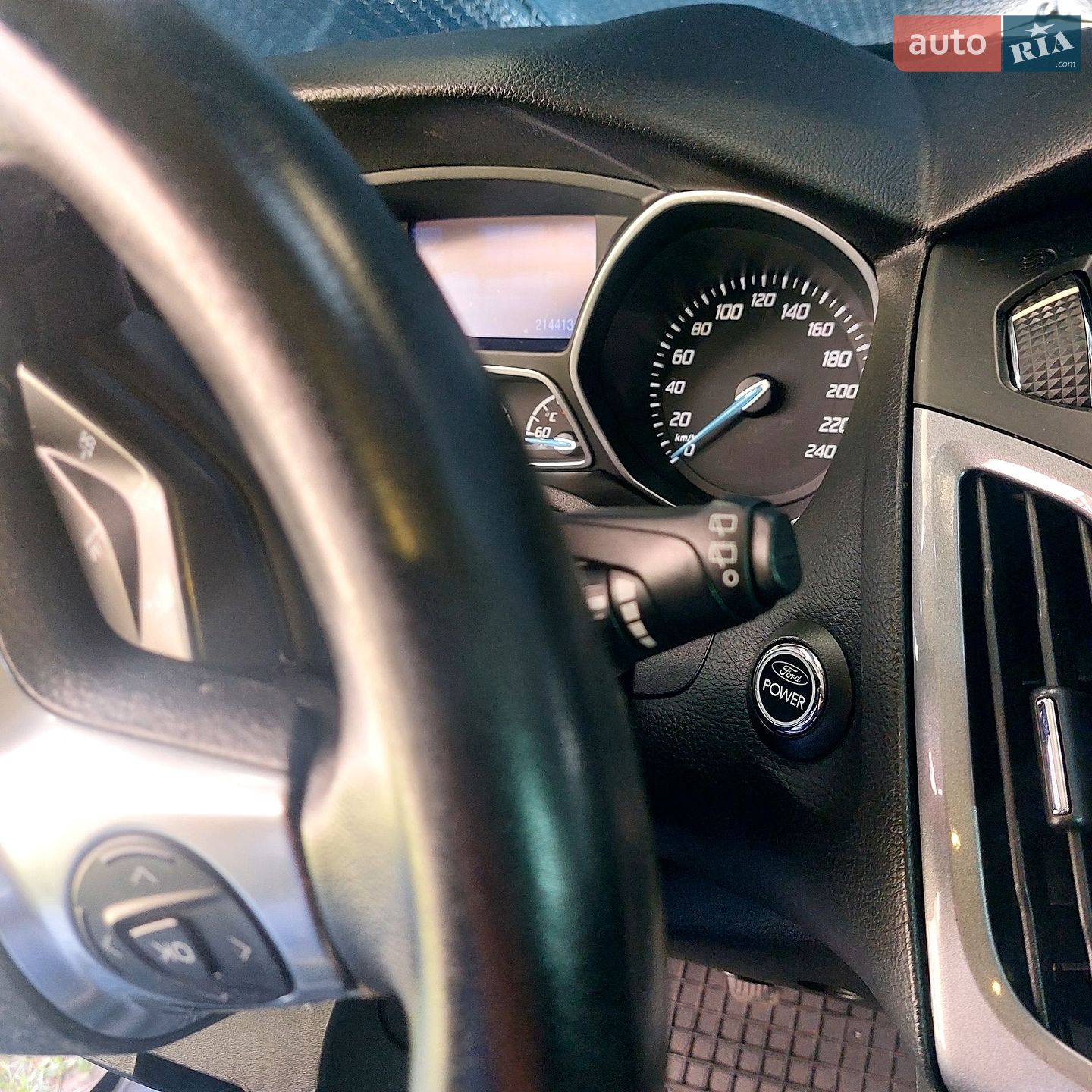 Ford Focus 2013 VIN WF0LXXGCBLDJ64548 фото оголошення 10 з 16