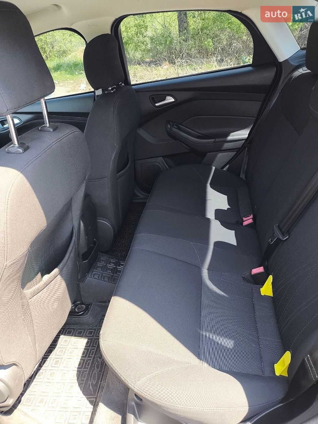 Ford Focus 2015 VIN 1FADP3F23FL363042 фото оголошення 13 з 18