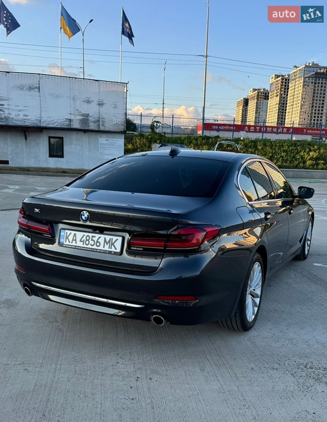 BMW 5 Series 2017 VIN WBAJA11060BC50532 фото оголошення 11 з 41