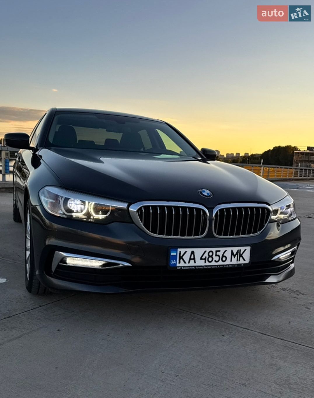 BMW 5 Series 2017 VIN WBAJA11060BC50532 фото оголошення 14 з 41