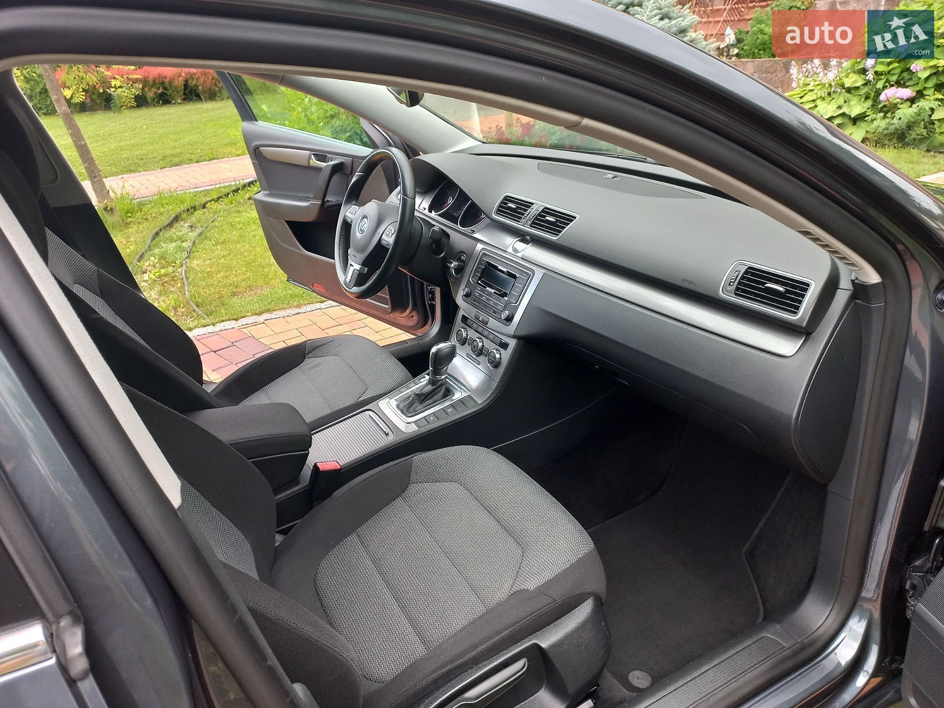 Volkswagen Passat 2012 VIN WVWZZZ3CZCE104904 фото оголошення 34 з 46