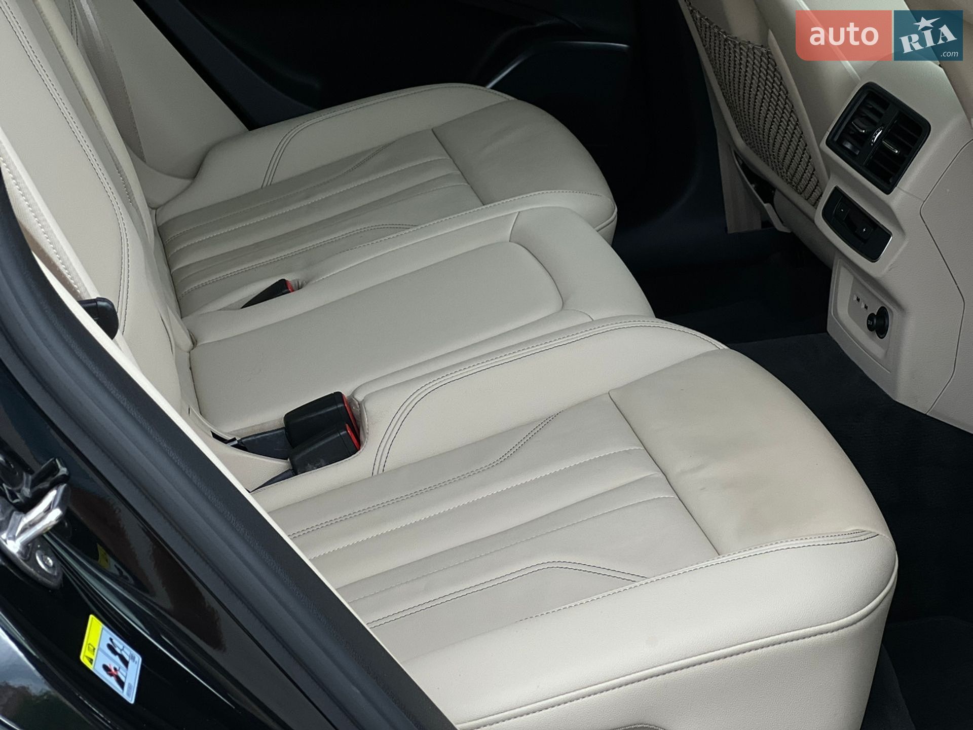 Audi Q5 Sportback 2022 VIN WA14AAFY0N2048170 фото оголошення 32 з 32