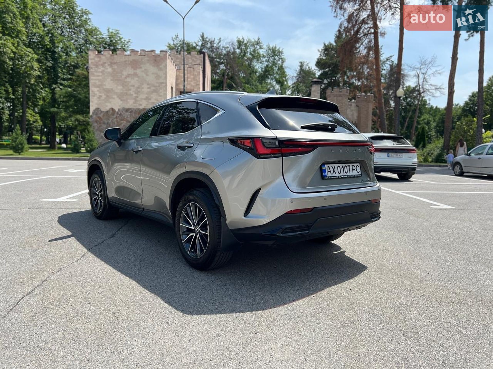 Lexus NX 2025 VIN 2T2ADCAZ5SC025066 фото оголошення 17 з 31