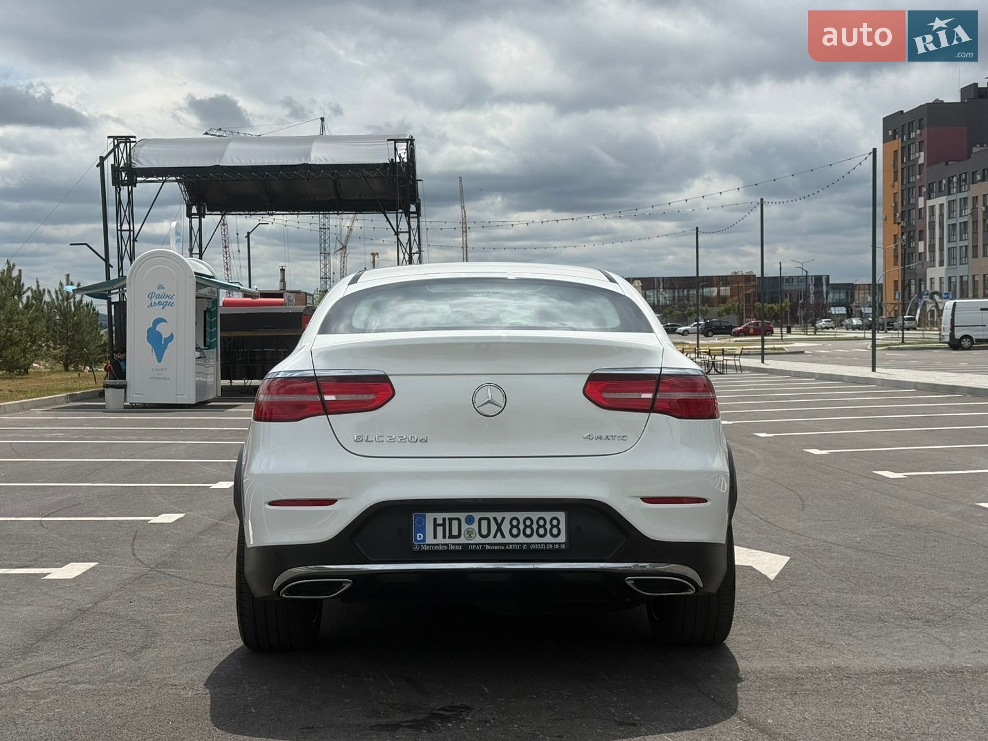 Mercedes-Benz GLC-Class Coupe 2017 VIN WDC0J0FB9HF248949 фото оголошення 6 з 51