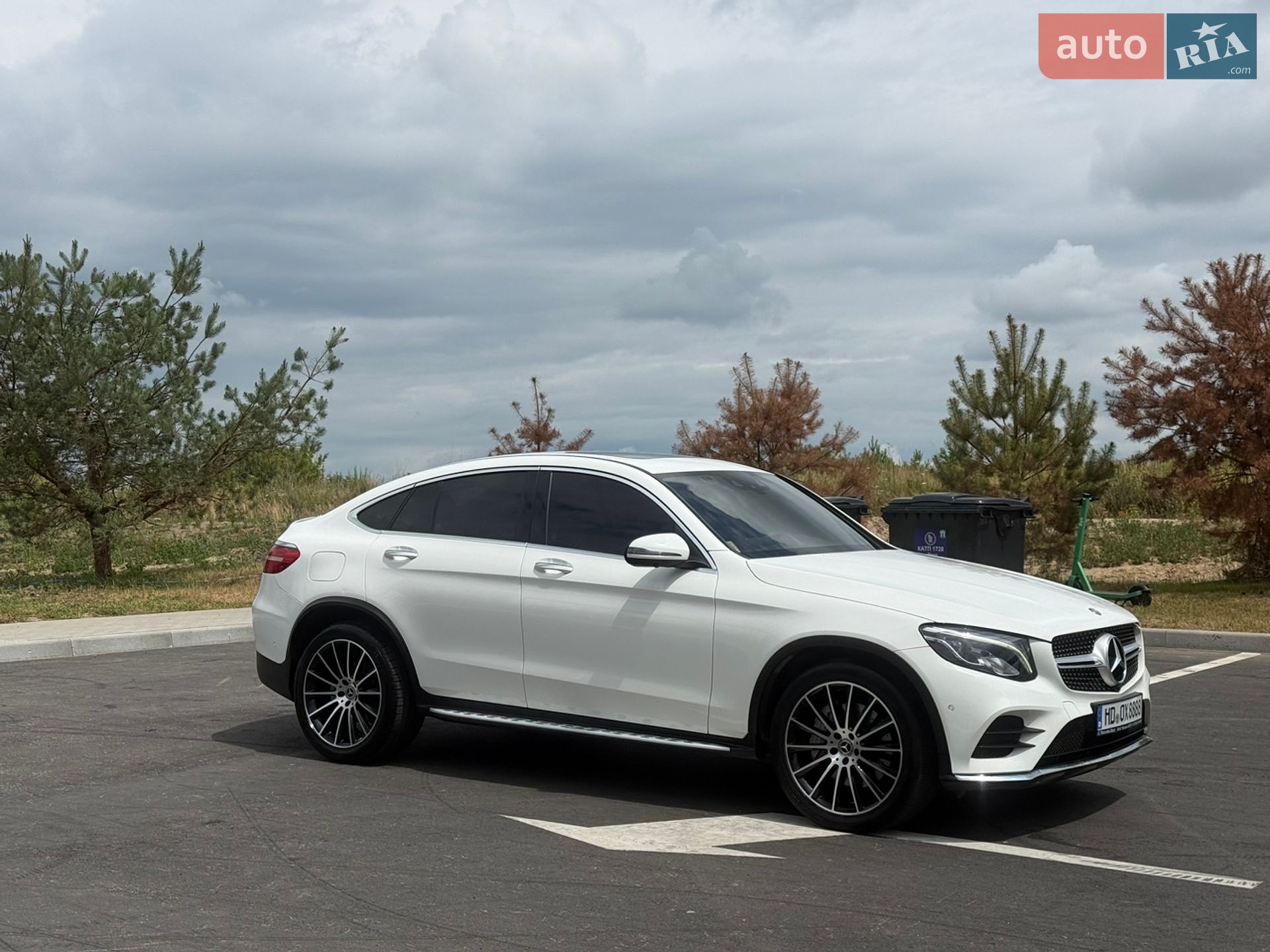 Mercedes-Benz GLC-Class Coupe 2017 VIN WDC0J0FB9HF248949 фото оголошення 10 з 51