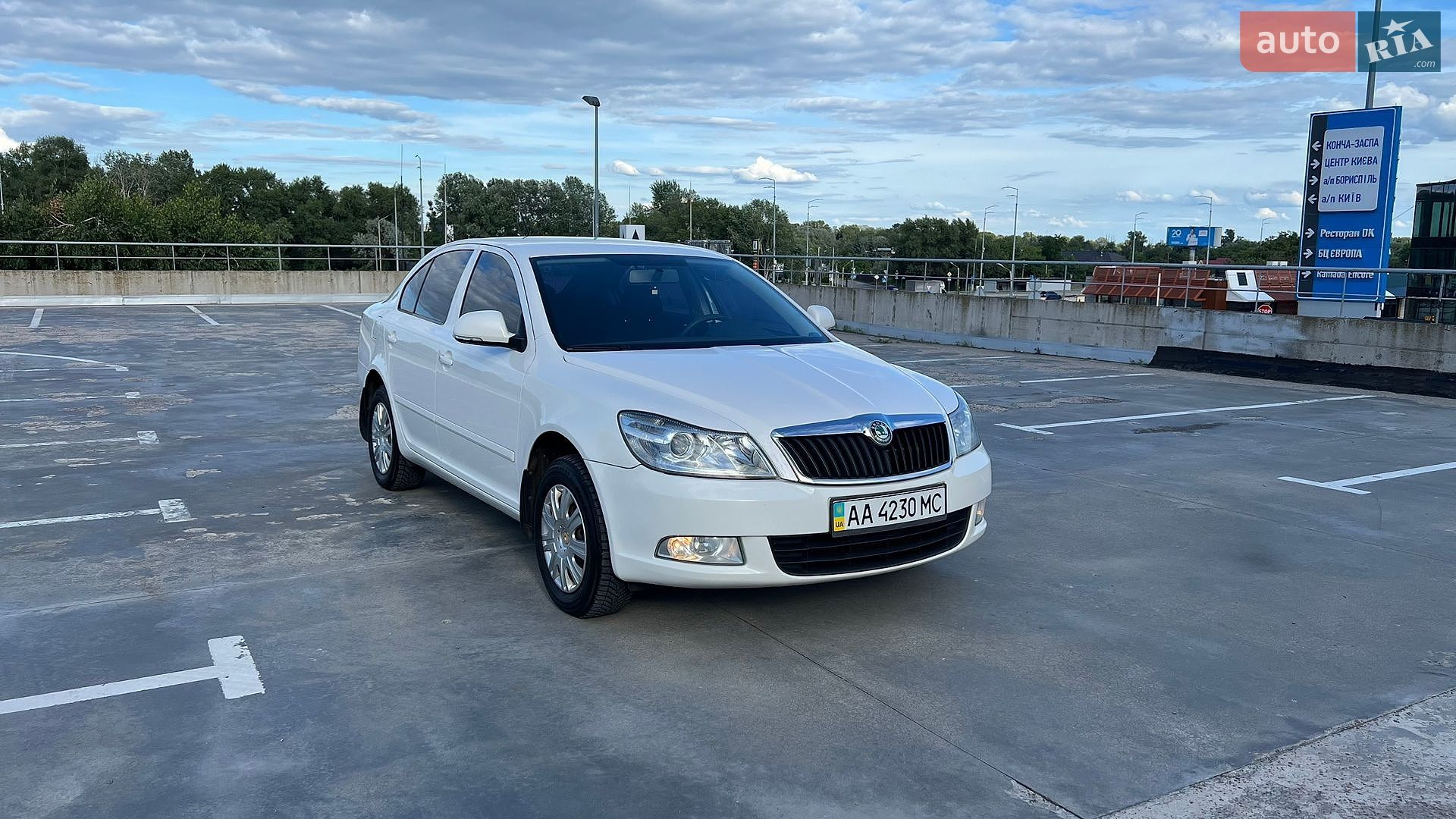 Skoda Octavia 2011 VIN TMBCK41Z4CB151976 фото оголошення 3 з 49