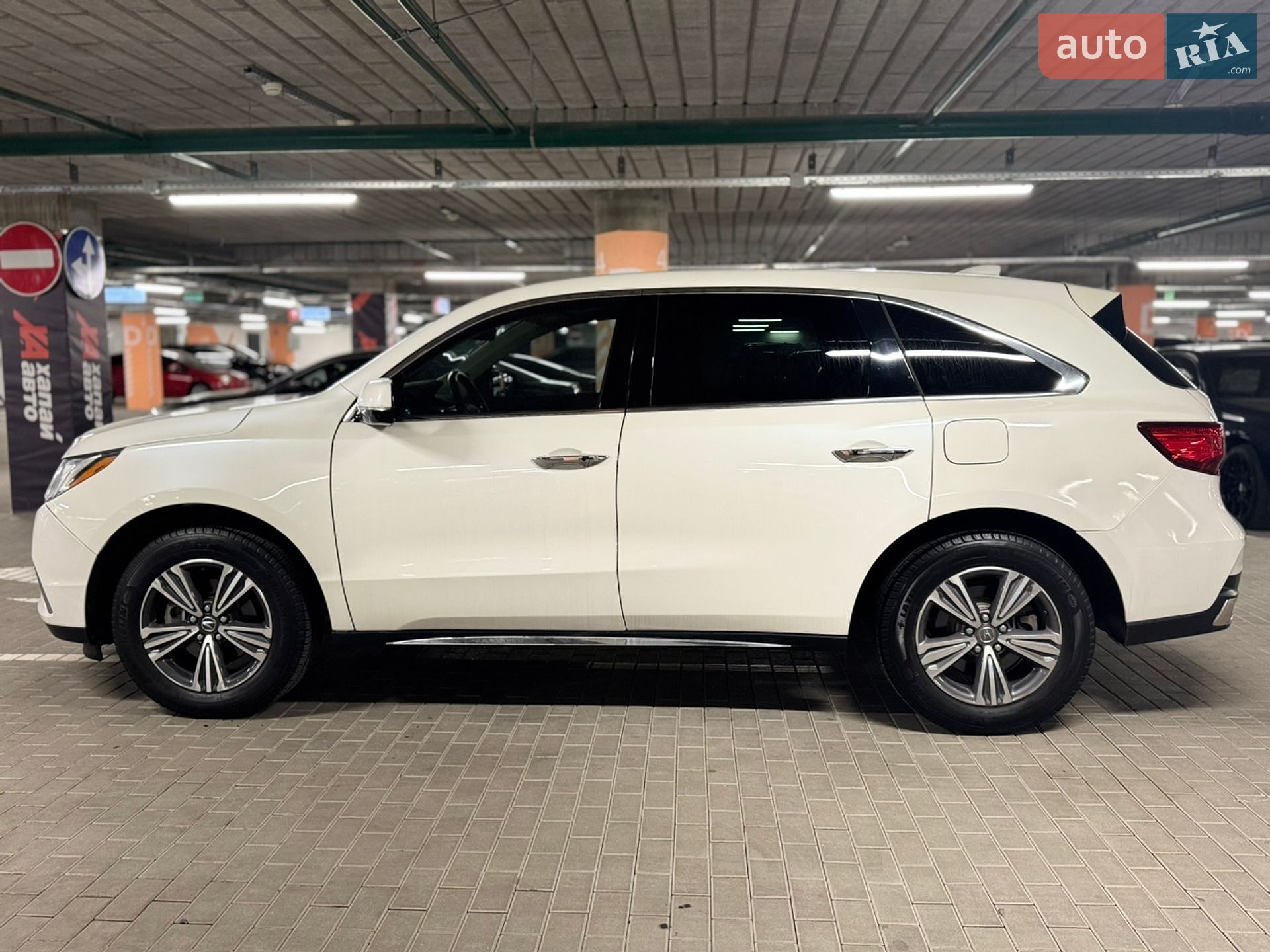 Acura MDX 2018 VIN 5J8YD4H35JL026074 фото оголошення 3 з 21