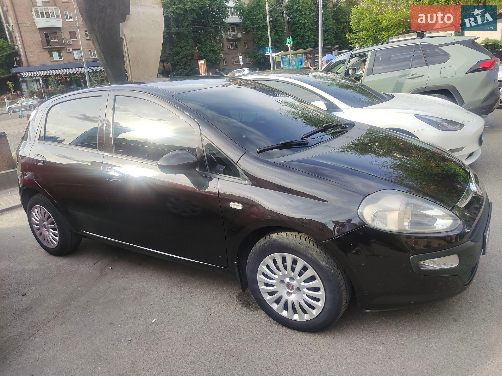 Fiat Punto 2011 VIN ZFA19900001778346 фото оголошення 4 з 11
