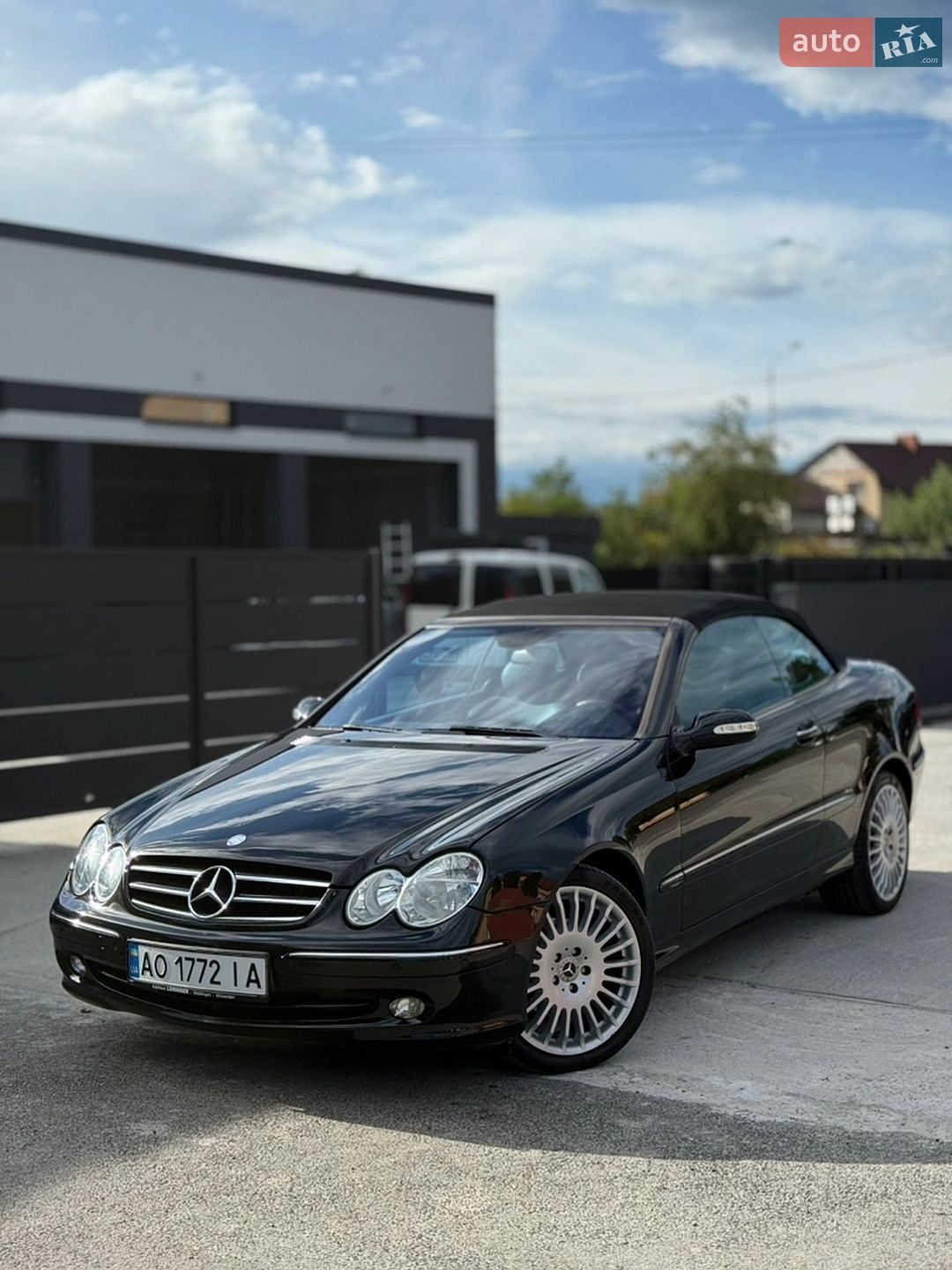 Mercedes-Benz CLK-Class 2004 VIN WDB2094421T029741 фото оголошення 12 з 18