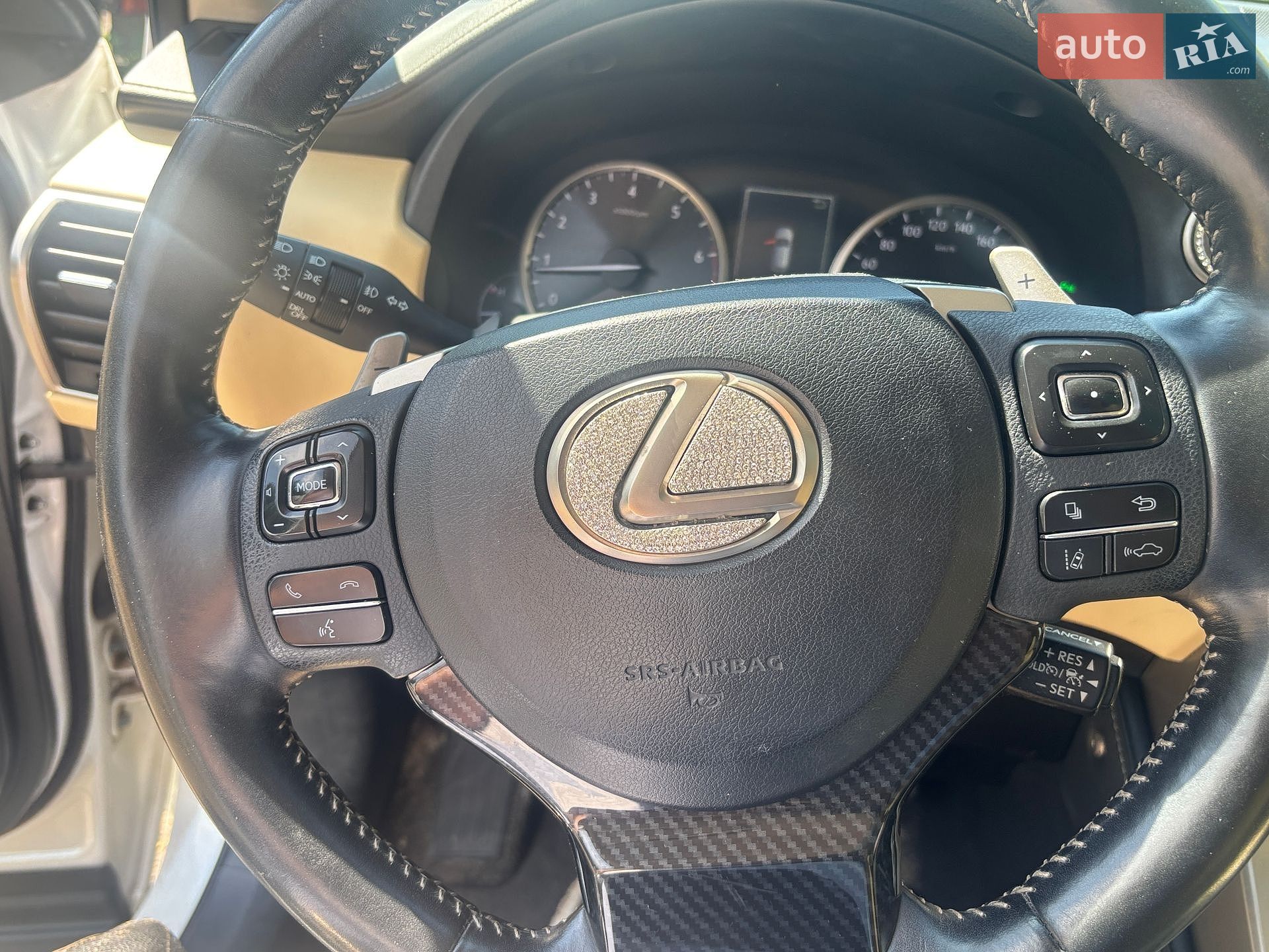 Lexus NX 2018 VIN JTJBARBZ8K2194058 фото оголошення 22 з 84